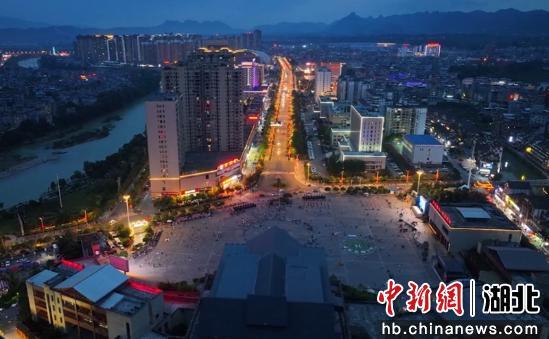 武汉小巷深处，探寻湖北风味秘境